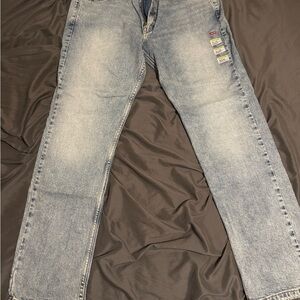 Levi's Men's Light Wash Slim Fit Jeans